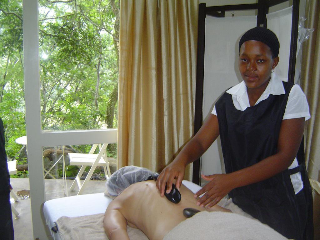 Forest Creek Lodge & Spa Dullstroom Bagian luar foto