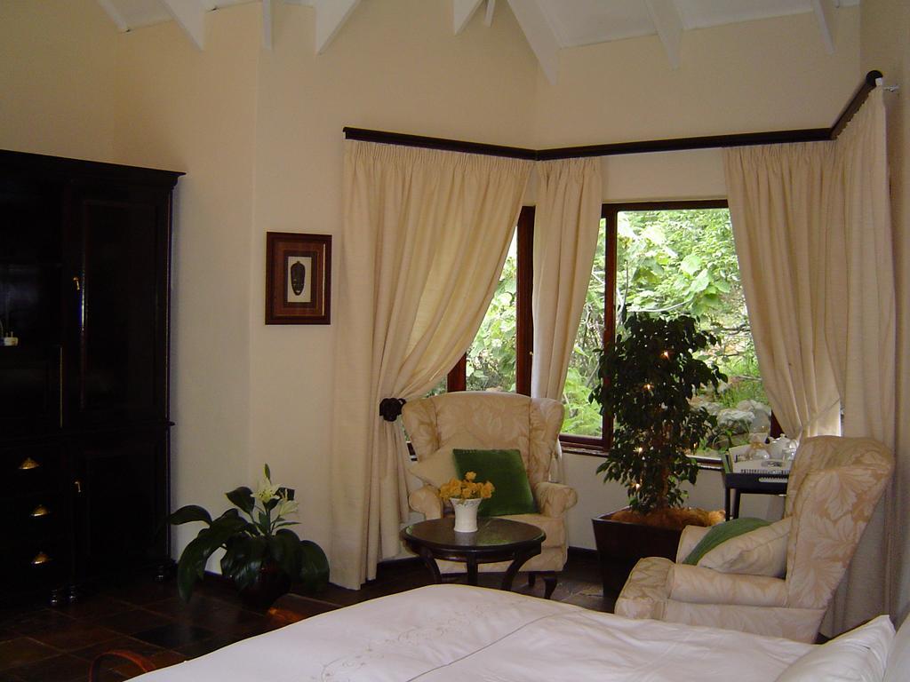 Forest Creek Lodge & Spa Dullstroom Bagian luar foto