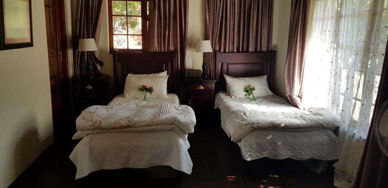 Forest Creek Lodge & Spa Dullstroom Bagian luar foto