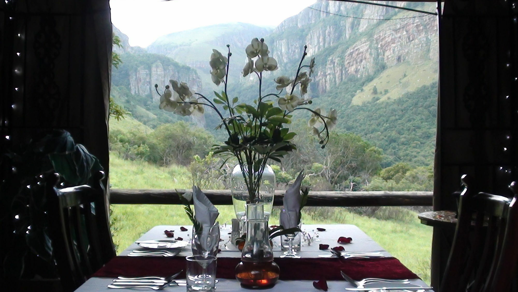 Forest Creek Lodge & Spa Dullstroom Bagian luar foto